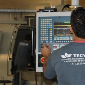 Unisagem CNC